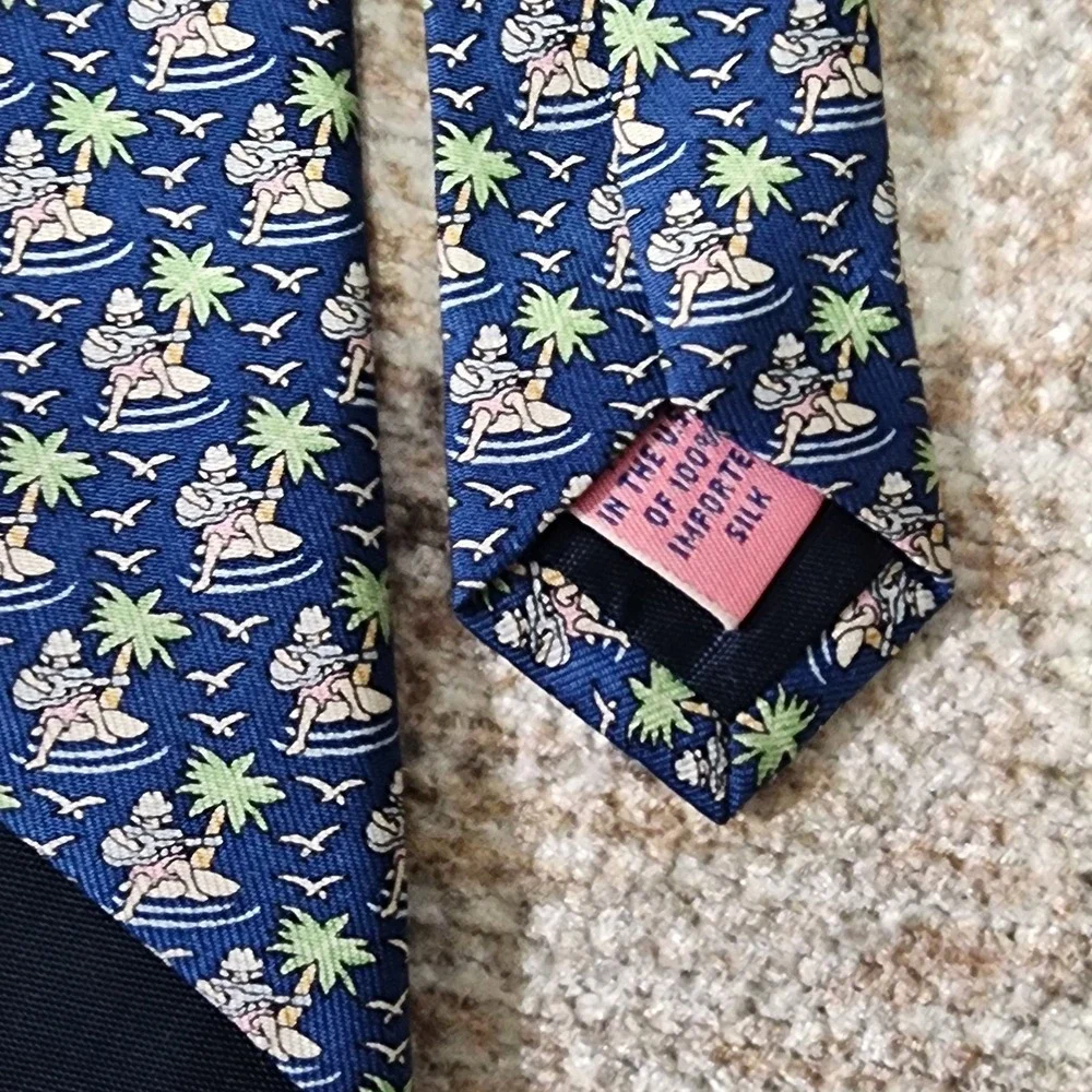 Vineyard Vines Martha's‎ Vineyard Silk Neck Tie Man Guitar Beach Palm Trees Prep